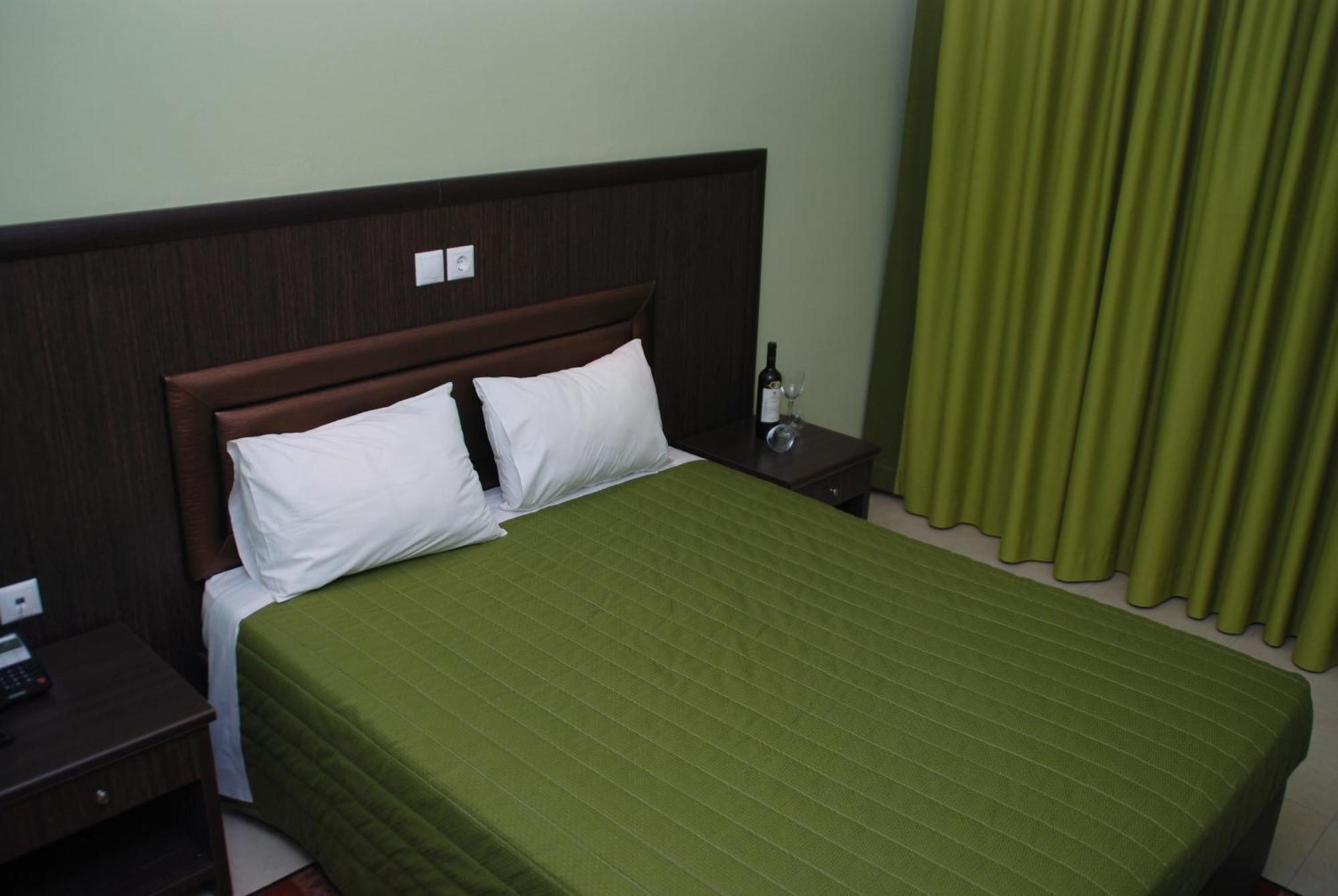 Grand Platon Hotel Olympiakí Aktí 외부 사진