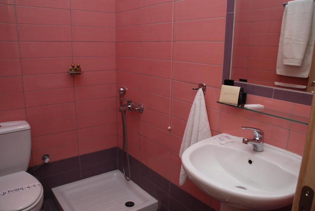 Grand Platon Hotel Olympiakí Aktí 객실 사진